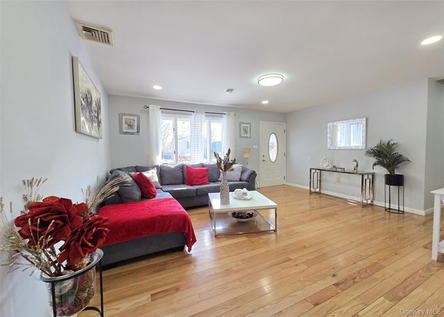 237 Donald Boulevard, Holbrook, NY 11741