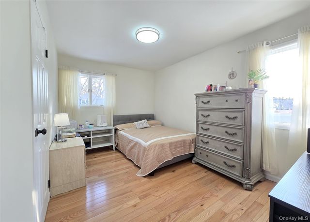 237 Donald Boulevard, Holbrook, NY 11741