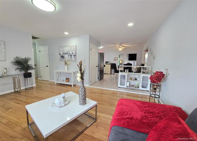 237 Donald Boulevard, Holbrook, NY 11741