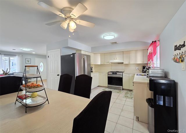 237 Donald Boulevard, Holbrook, NY 11741