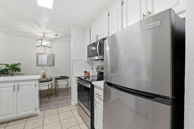 1730 Halford Avenue 247, Santa Clara, CA 95051