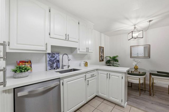 1730 Halford Avenue 247, Santa Clara, CA 95051