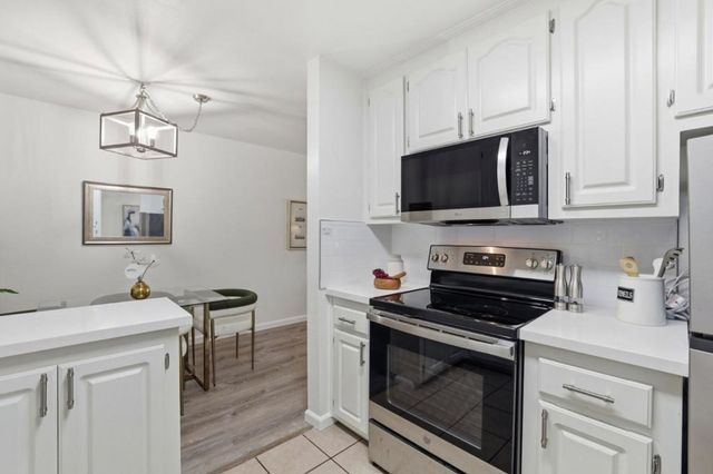 1730 Halford Avenue 247, Santa Clara, CA 95051