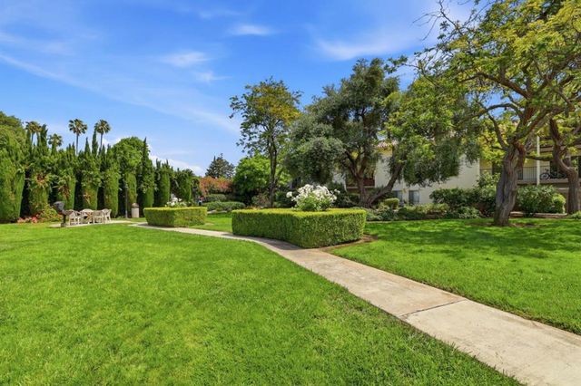 1730 Halford Avenue 247, Santa Clara, CA 95051