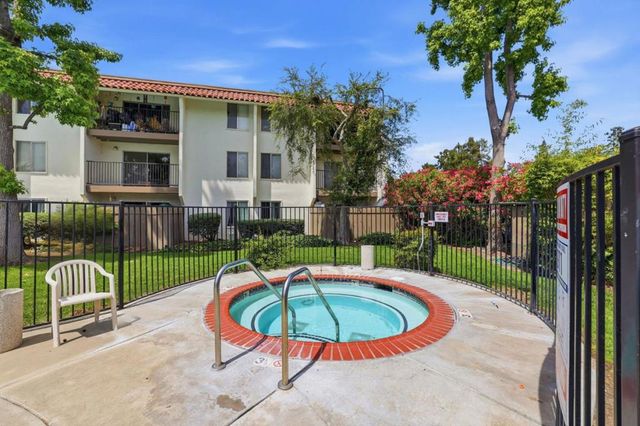 1730 Halford Avenue 247, Santa Clara, CA 95051