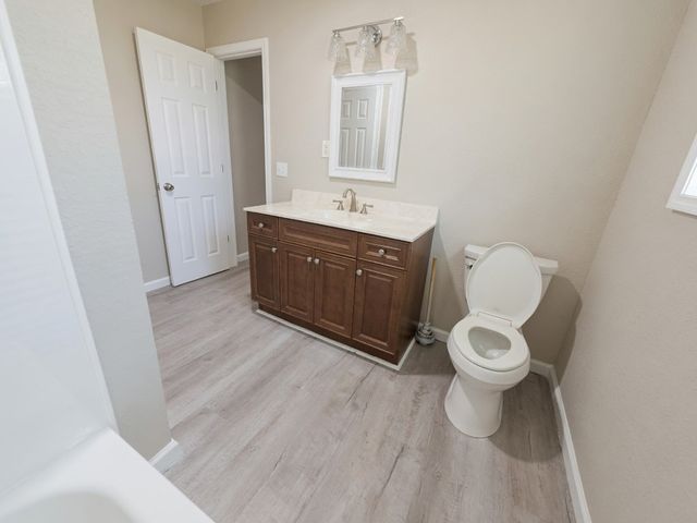 922 Headland Ave, Dothan, AL 36301