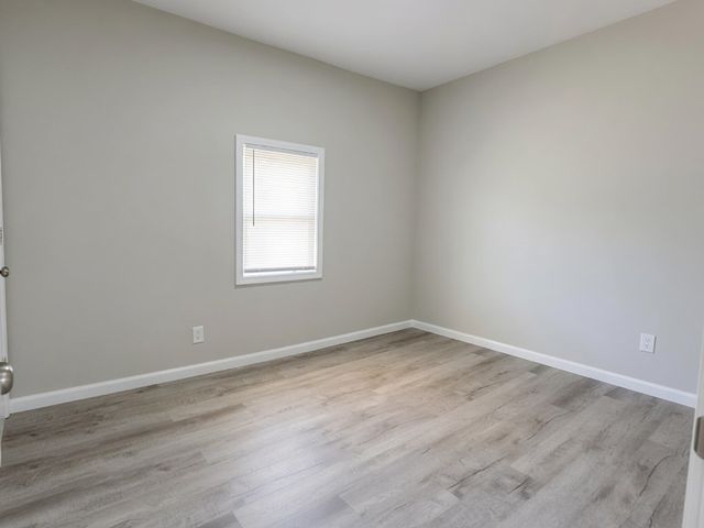 922 Headland Ave, Dothan, AL 36301