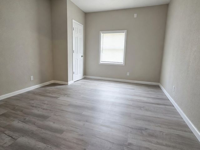 922 Headland Ave, Dothan, AL 36301