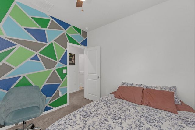 218 Oldbridge DR, Hutto, TX 78634