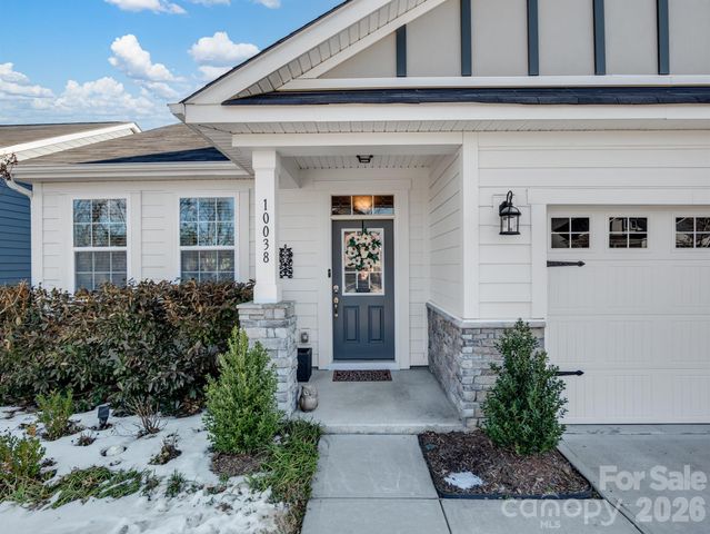 10038 Sweetbriar Rose Court, Huntersville, NC 28078