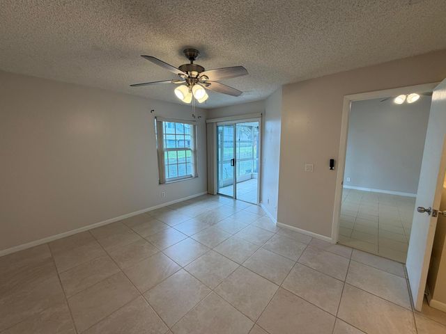 3841 Island Club Circle E, Lake Worth, FL 33462