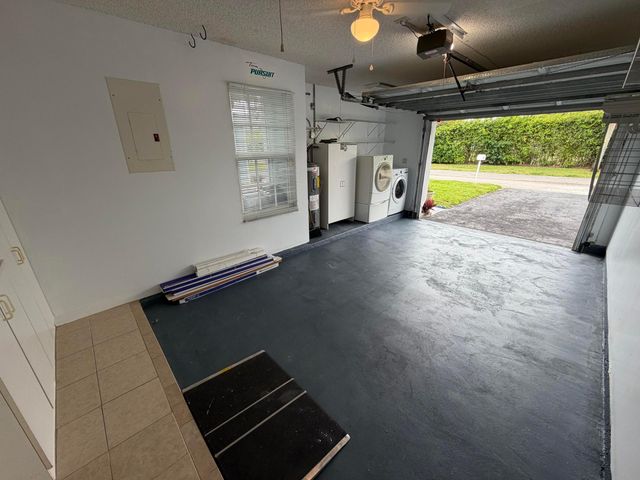 3841 Island Club Circle E, Lake Worth, FL 33462