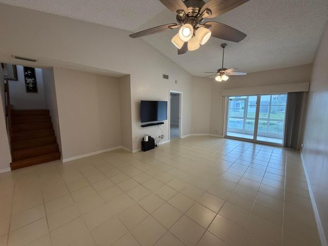 3841 Island Club Circle E, Lake Worth, FL 33462