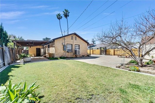 4685 Rosewood, Riverside, CA 92506