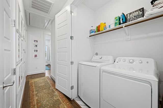 327 Yale Oaks Lane, Houston, TX 77091