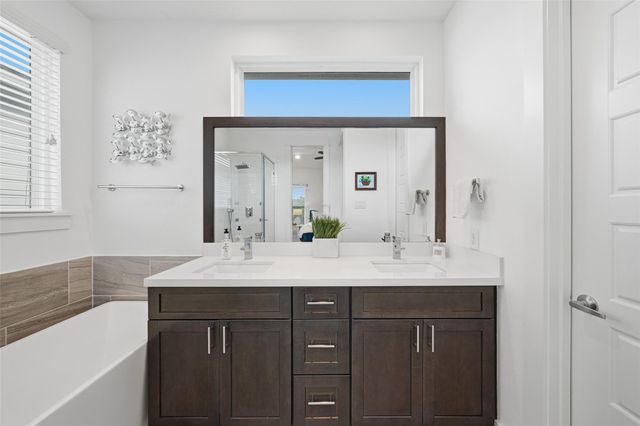 327 Yale Oaks Lane, Houston, TX 77091