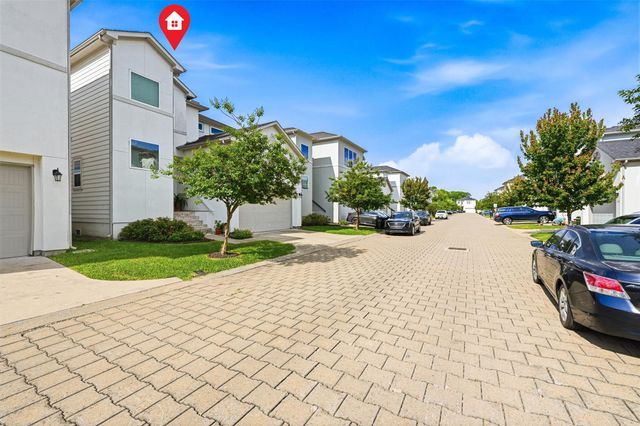 327 Yale Oaks Lane, Houston, TX 77091