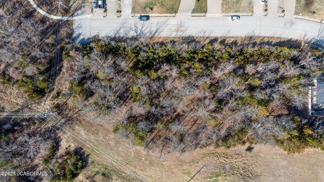 1609 NOTTING HILL DRIVE, Jefferson City, MO 65109