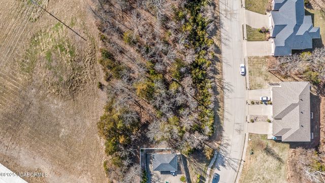 1609 NOTTING HILL DRIVE, Jefferson City, MO 65109