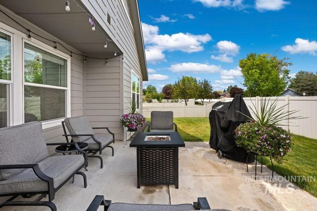 3118 W Janelle St, Meridian, ID 83646