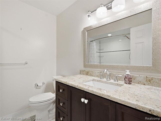 42630 Plymouth Hollow Drive 17, Plymouth, MI 48170