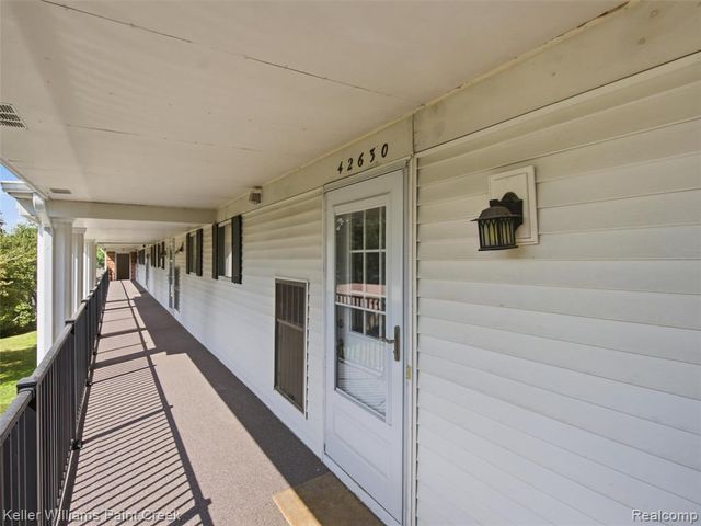 42630 Plymouth Hollow Drive 17, Plymouth, MI 48170