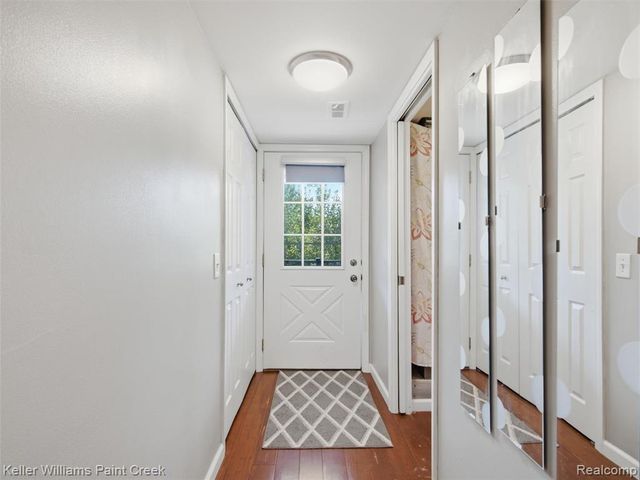 42630 Plymouth Hollow Drive 17, Plymouth, MI 48170