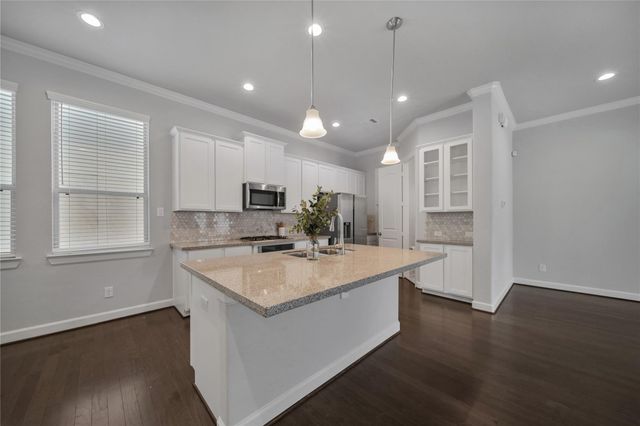 9603 Cambridge Manor Lane, Houston, TX 77045
