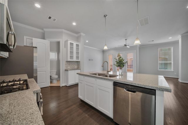 9603 Cambridge Manor Lane, Houston, TX 77045