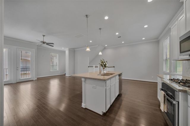 9603 Cambridge Manor Lane, Houston, TX 77045
