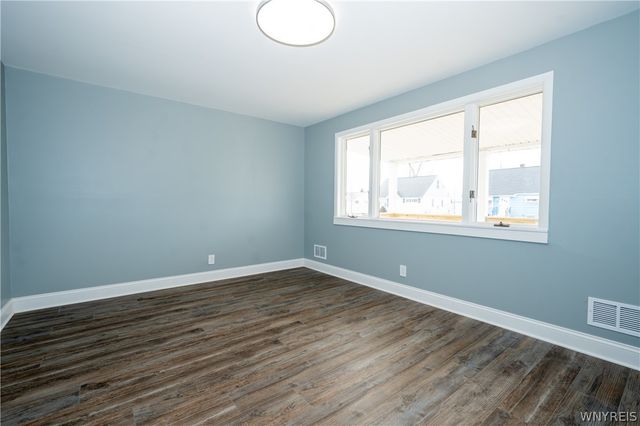 45 Wallace Avenue, Cheektowaga, NY 14227