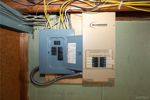 45 Wallace Avenue, Cheektowaga, NY 14227