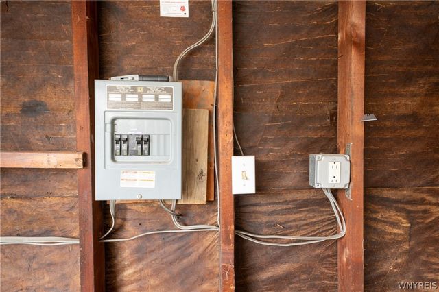 45 Wallace Avenue, Cheektowaga, NY 14227