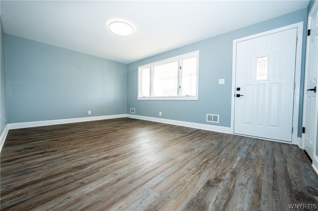 45 Wallace Avenue, Cheektowaga, NY 14227