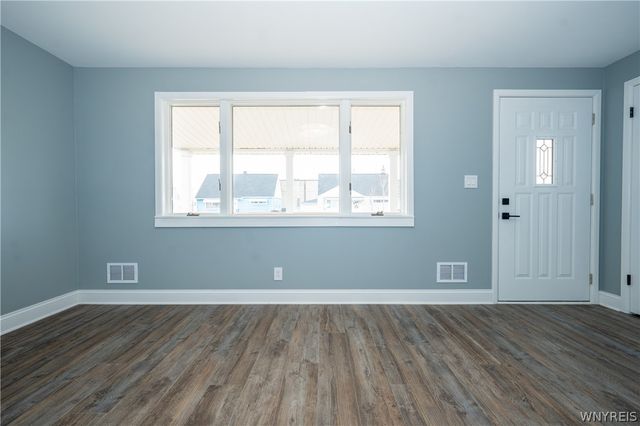 45 Wallace Avenue, Cheektowaga, NY 14227