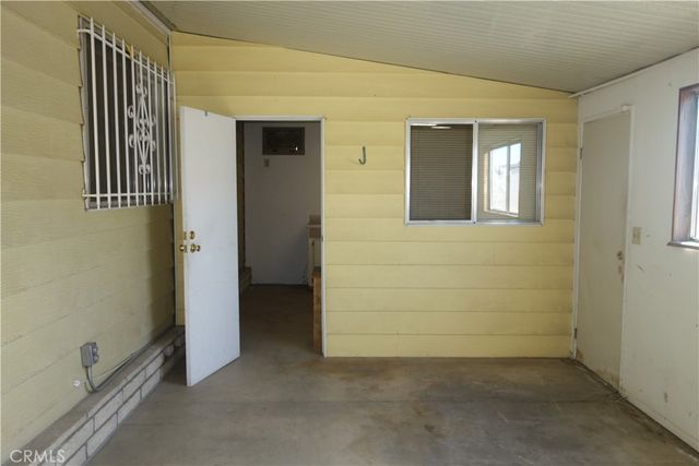 1020 Tierra Linda, Hemet, CA 92543