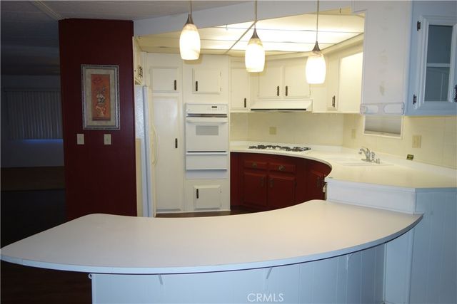 1020 Tierra Linda, Hemet, CA 92543