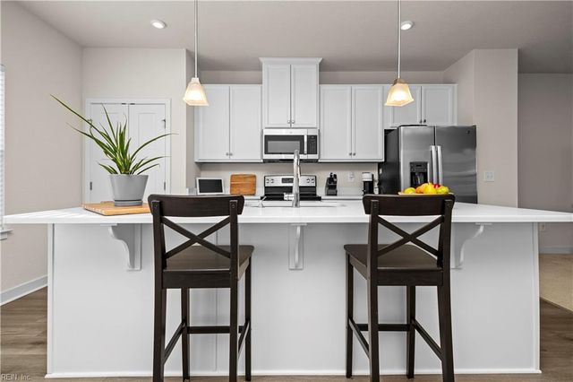 311 Fost BLVD, Moyock, NC 27958