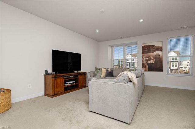 311 Fost BLVD, Moyock, NC 27958