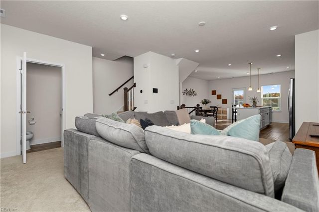 311 Fost BLVD, Moyock, NC 27958