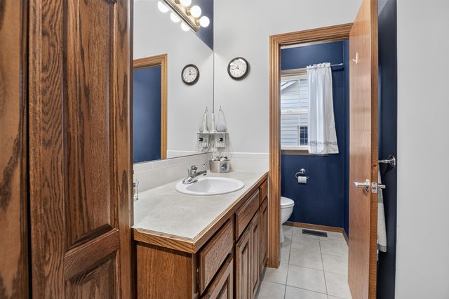 6703 E Summerside Pl, Bel Aire, KS 67226