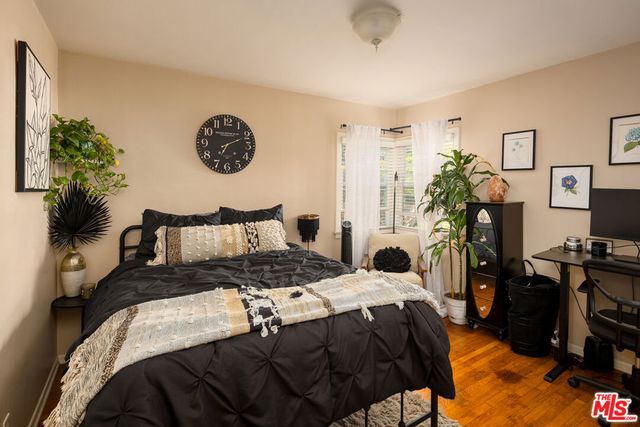 1121 Grant Avenue, Venice, CA 90291