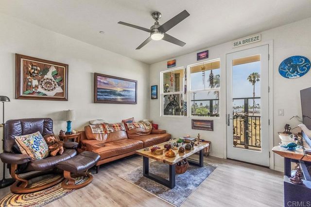 525 Sandpiper Way, Imperial Beach, CA 91932