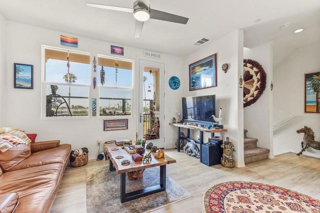 525 Sandpiper Way, Imperial Beach, CA 91932