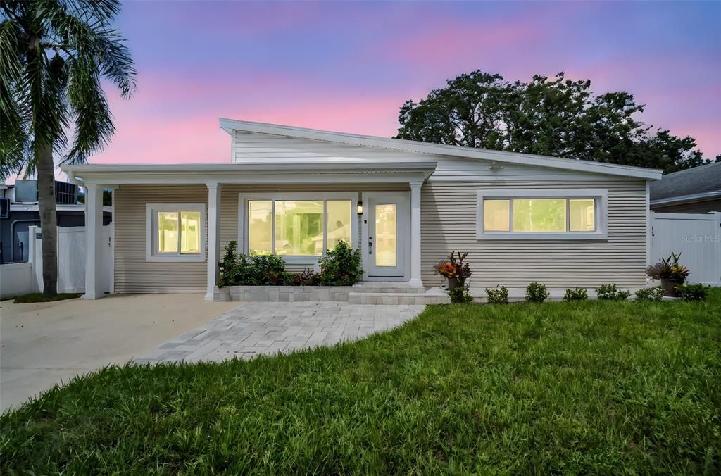 713 PINE STREET, Tarpon Springs, FL 34689