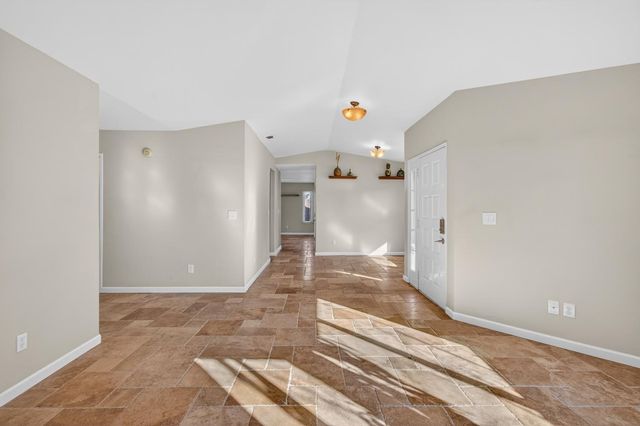 609 Grider Dr, Roseville, CA 95678