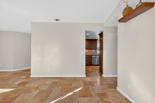 609 Grider Dr, Roseville, CA 95678