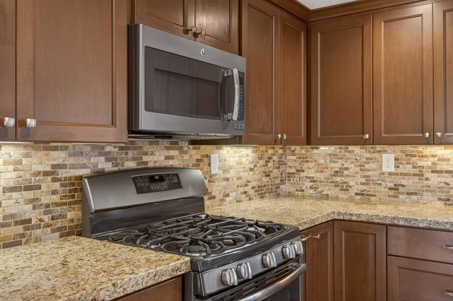 609 Grider Dr, Roseville, CA 95678