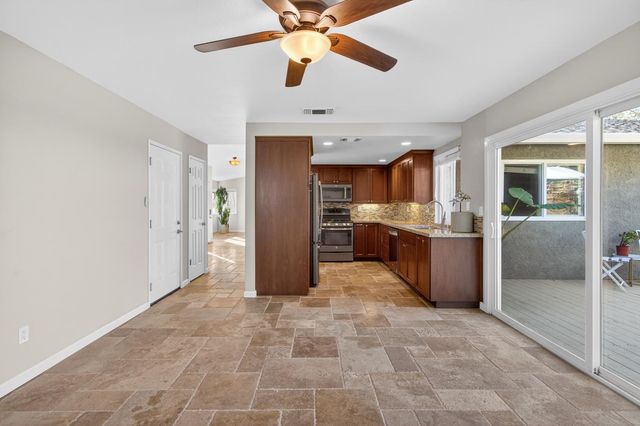 609 Grider Dr, Roseville, CA 95678