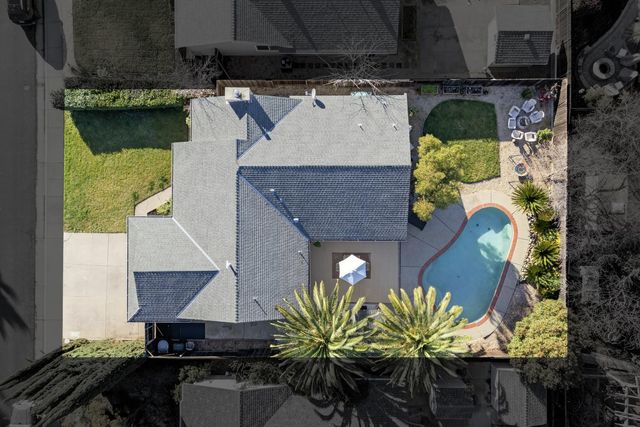 609 Grider Dr, Roseville, CA 95678